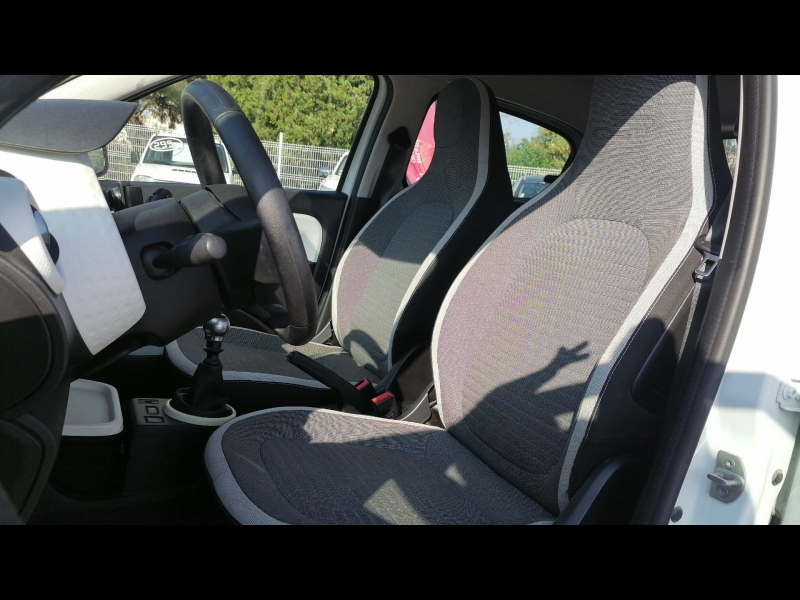 RENAULT Twingo d’occasion à vendre à OCCASIONS BOLLÈNE chez MMC PROVENCE (Photo 10)