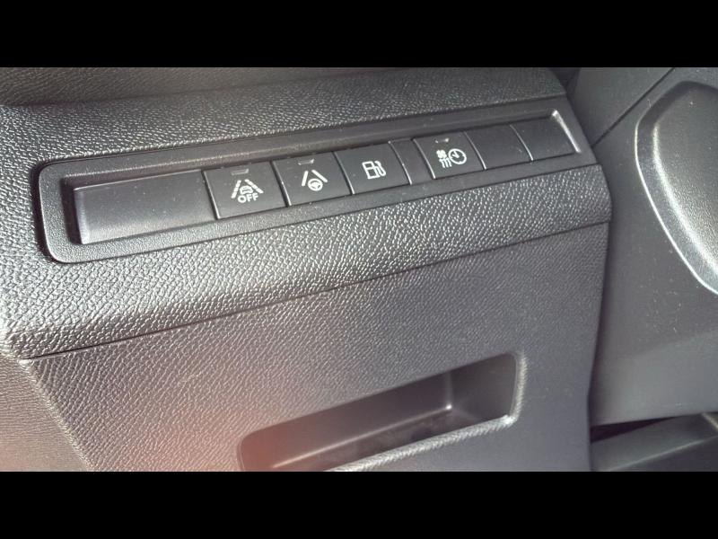 PEUGEOT 3008 d’occasion à vendre à ORANGE chez MMC PROVENCE (Photo 18)